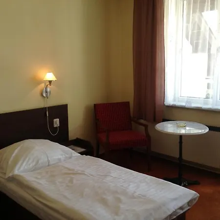 York Hotel 3*