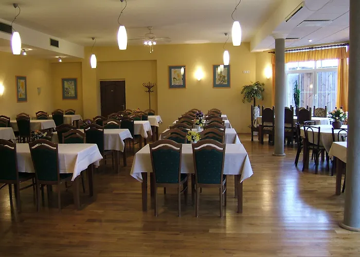 York Hotel 3*