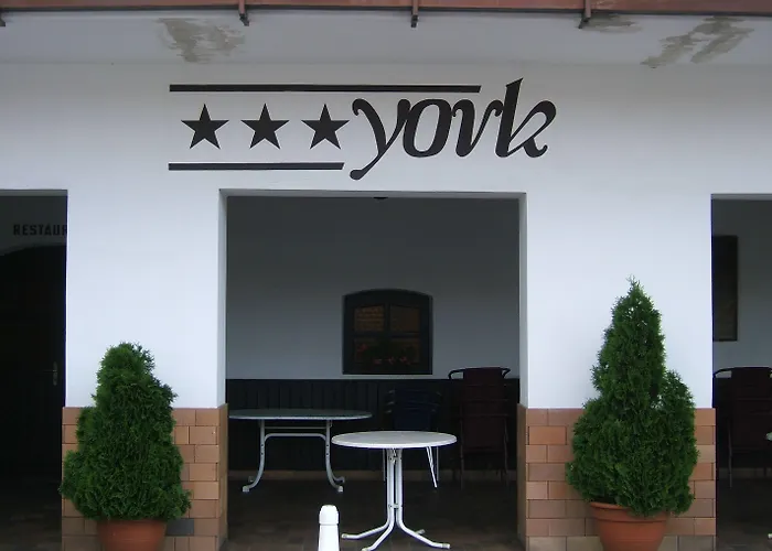 York 3* Pilzno