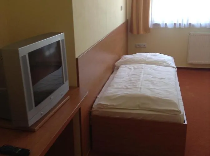 York Hotel 3*